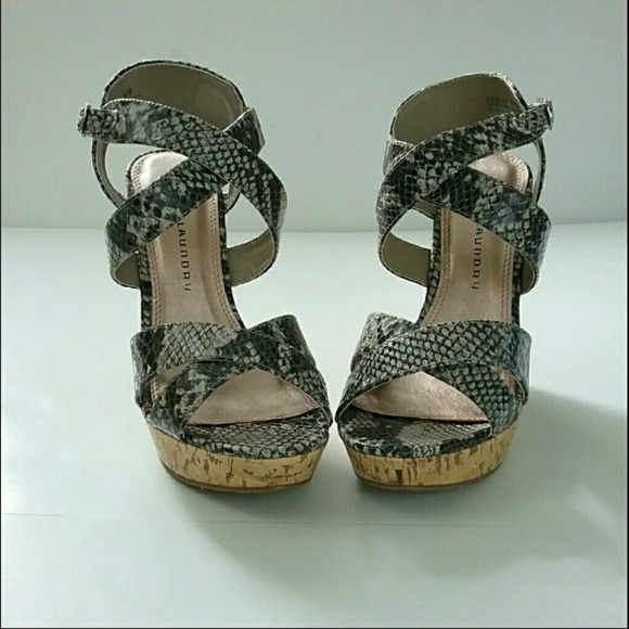Chinese Laundry//Snake Print Wedges - Picture 3 of 8